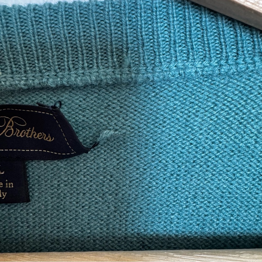 Brooks Brothers Italy Merino Wool V Neck Sweater Size XL Teal Blue Green - Picture 11 of 11